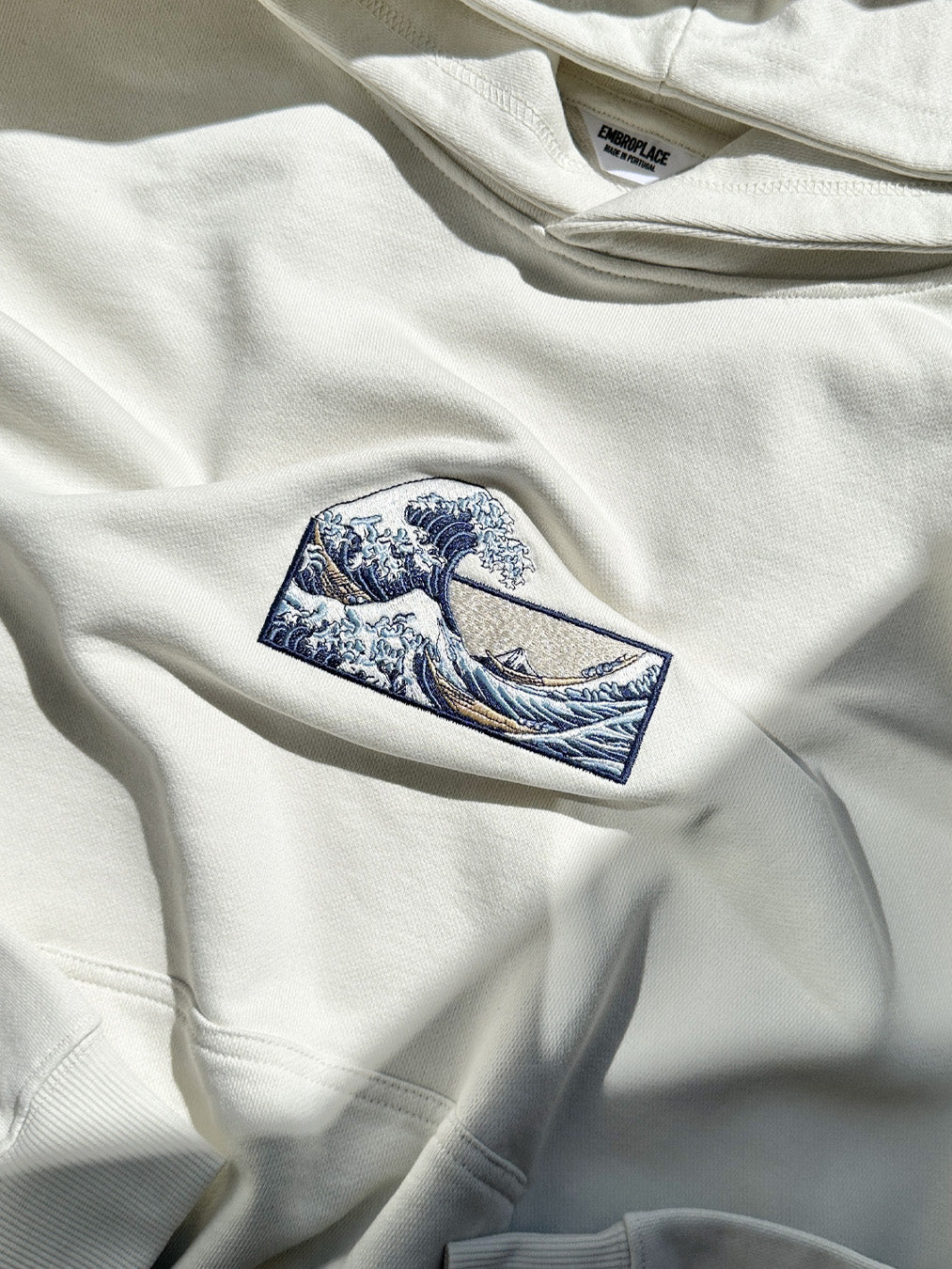 THE GREAT WAVE OFF KANAGAWA OVERSIZED HOODIE